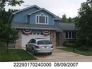 13 W Wend St photo 1