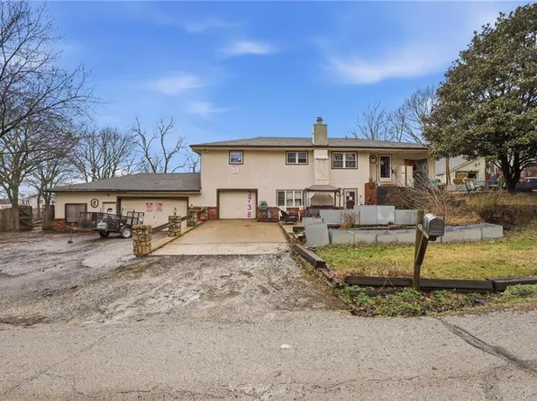 3738 Ditzler Ave, Kansas City, MO 64133