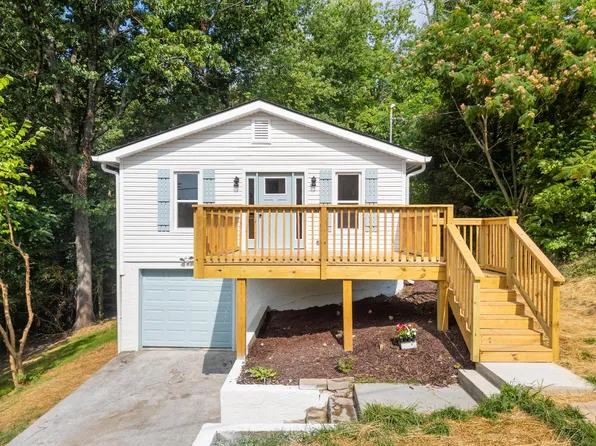 39 Robin Cir, Rossville, GA 30741