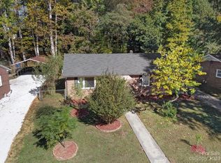 2343 Kaywood Ln, Winston Salem, NC 27103