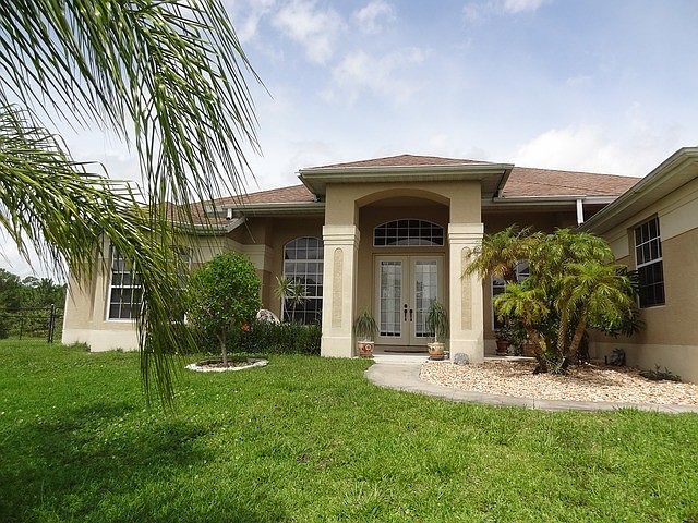 1st image of 2835 Desoto Blvd N
