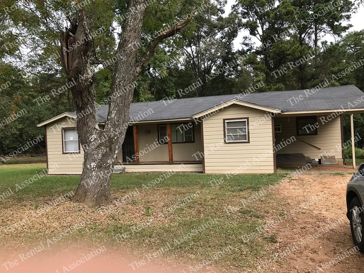 Building Photo - 421 Liberty Hill Rd