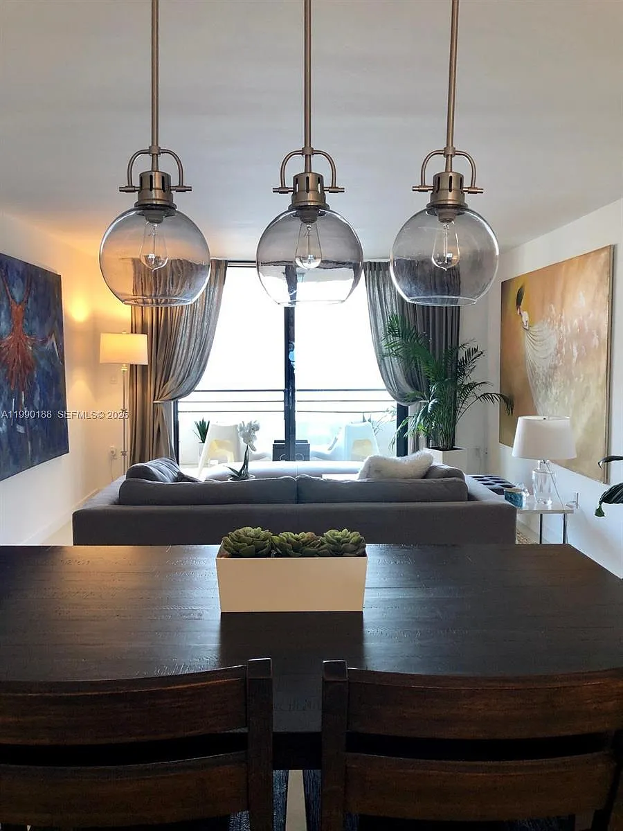 Building Photo - 2333 Brickell Ave #Penthouse 207