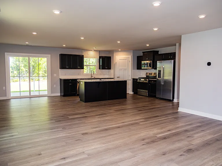 3093 Edgehill Dr — Photo 46