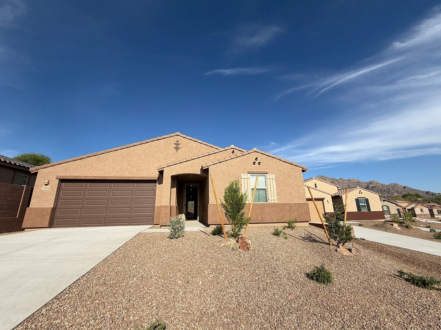5 bed, 2776 sqft, $3,500 — Photo 1