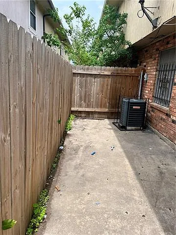 11040 Roger Dr #D — Photo 27