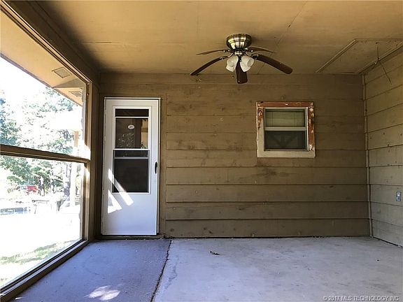 3rd image of 169 Lake Dr