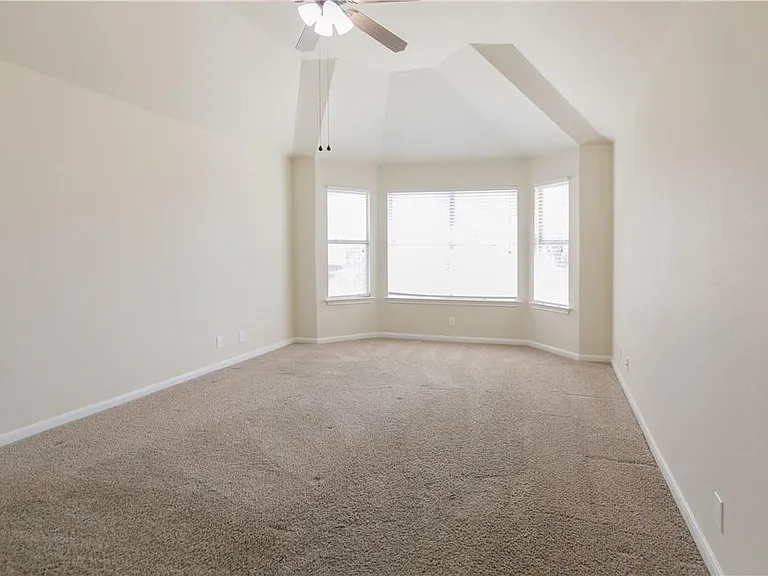20201 Mustang Island Cir — Photo 8