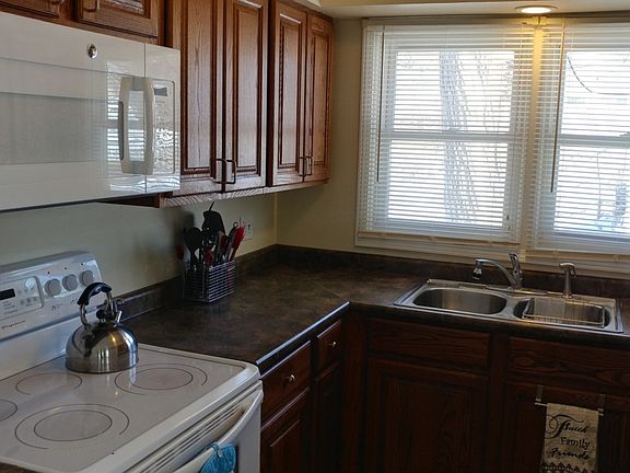 2nd image of 3302 Pierce St