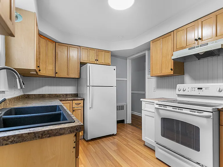 15 Glen Spring Dr — Photo 8