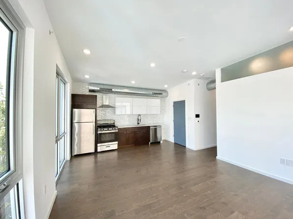 1233 N Franklin St, Philadelphia, PA