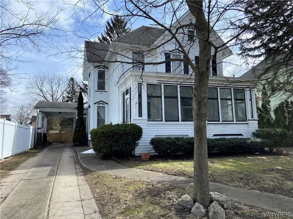 16 Ellicott Ave, Batavia, NY 14020