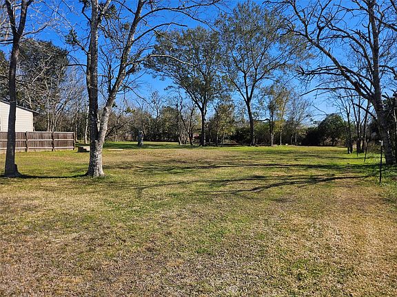 5th image of 710 Milam Ave