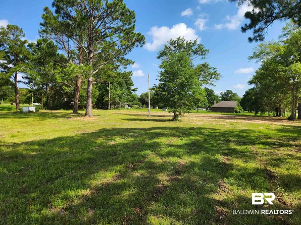 15880 Carver Rd, Foley, AL 36535