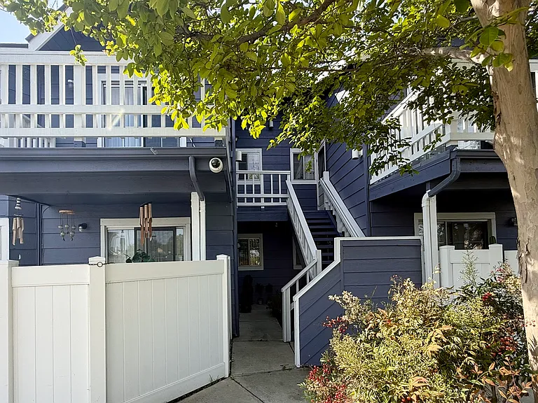 8463 De Soto Ave #46 — Photo 7