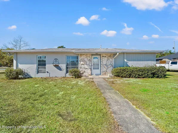 6634 N Pinehurst Dr, Spring Hill, FL 34606