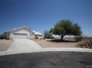 3870 White Dove Ln, Bullhead City, AZ 86442