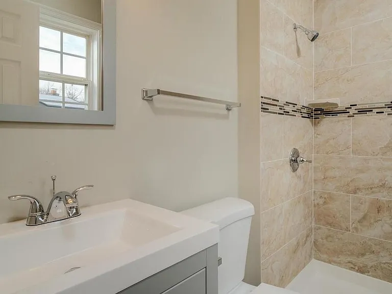 11818 Sylvia Dr — Photo 23