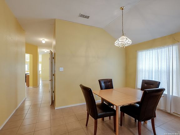 3rd image of 11443 Baltic St