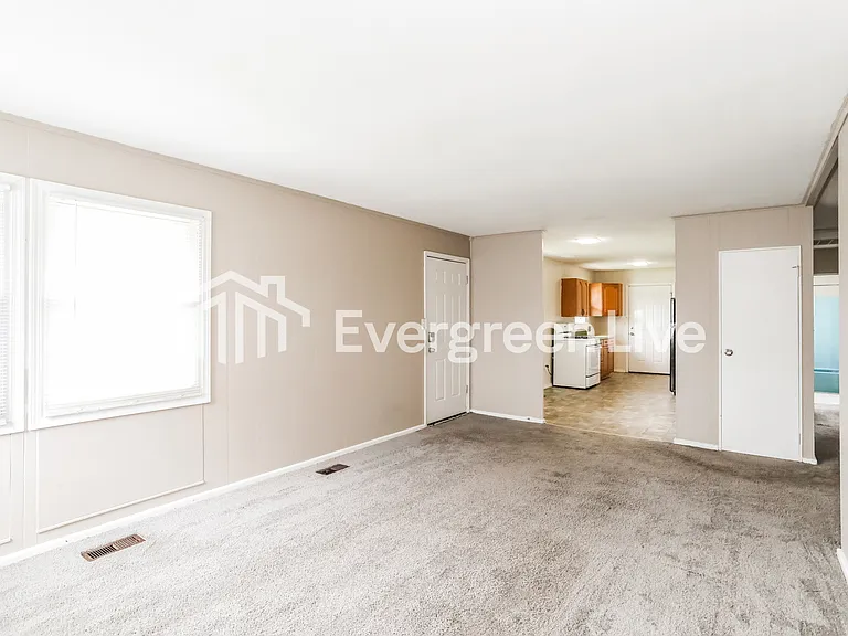 2534 Adams Rd — Photo 4