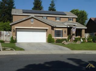 7312 Sleepy Lagoon Dr, Bakersfield, CA 93312