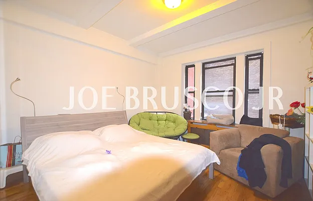 Rented by City Stop Realty | media 21