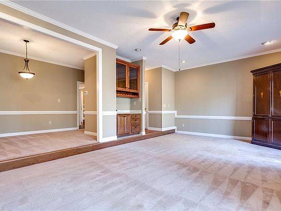 5th image of 2029 Saddlegate Ct