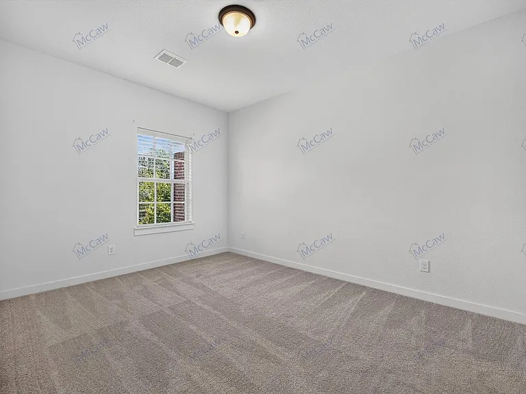 8728 Ice House Dr — Photo 15