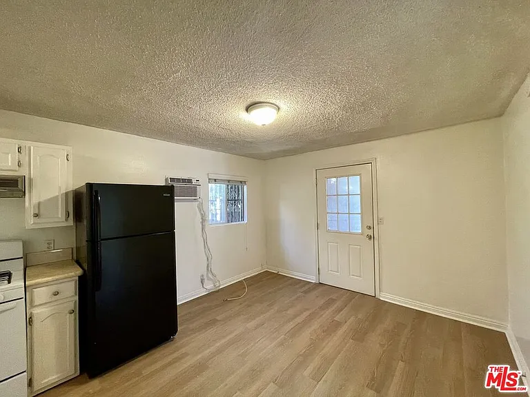 3421 Walton Ave #3421.5 — Photo 6