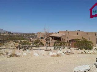 1855 Rincon De Amigos, Las Cruces, NM 88012