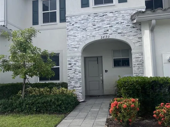 2693 SE 19th St, Homestead, FL 33035