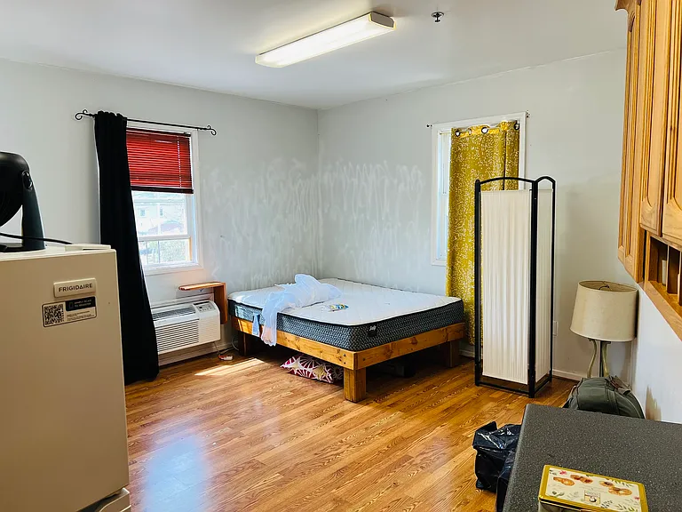 115 N Merritt Mill Rd #204 — Photo 5