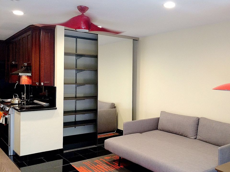 1st image of 935 Genter St Unit 303