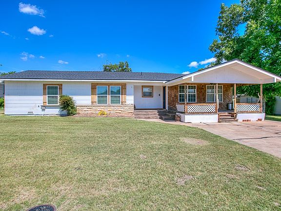 3rd image of 202 Sharp Ave