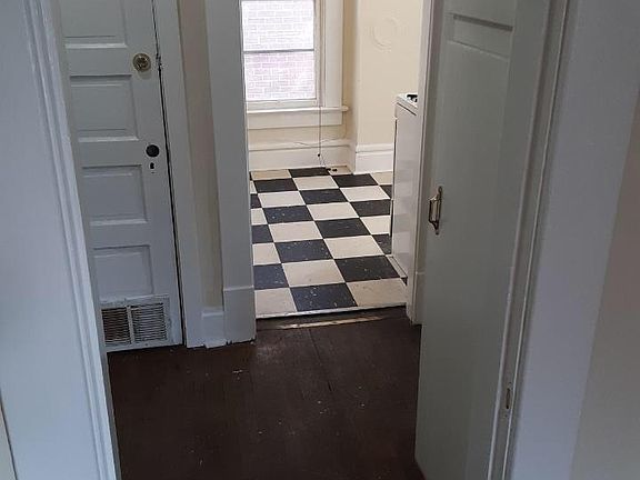 4th image of 1840 N 4th St APT B