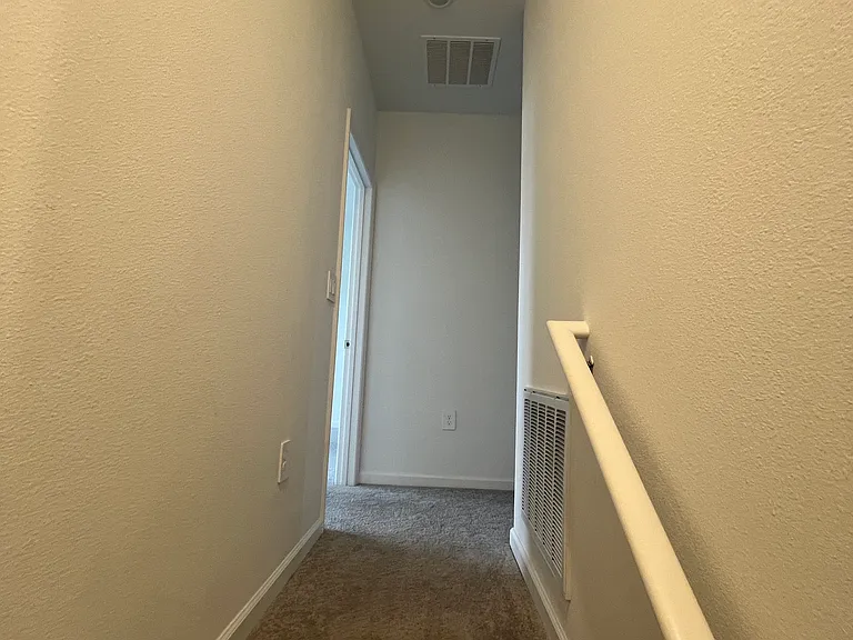 2633 Skyline Loop — Photo 19