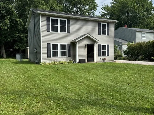1127 Maple Ave, Madison, OH 44057