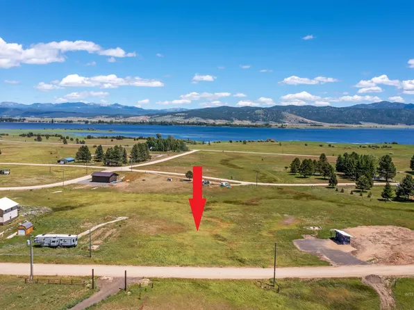 1896 Little Pine Rd, Donnelly, ID 83615