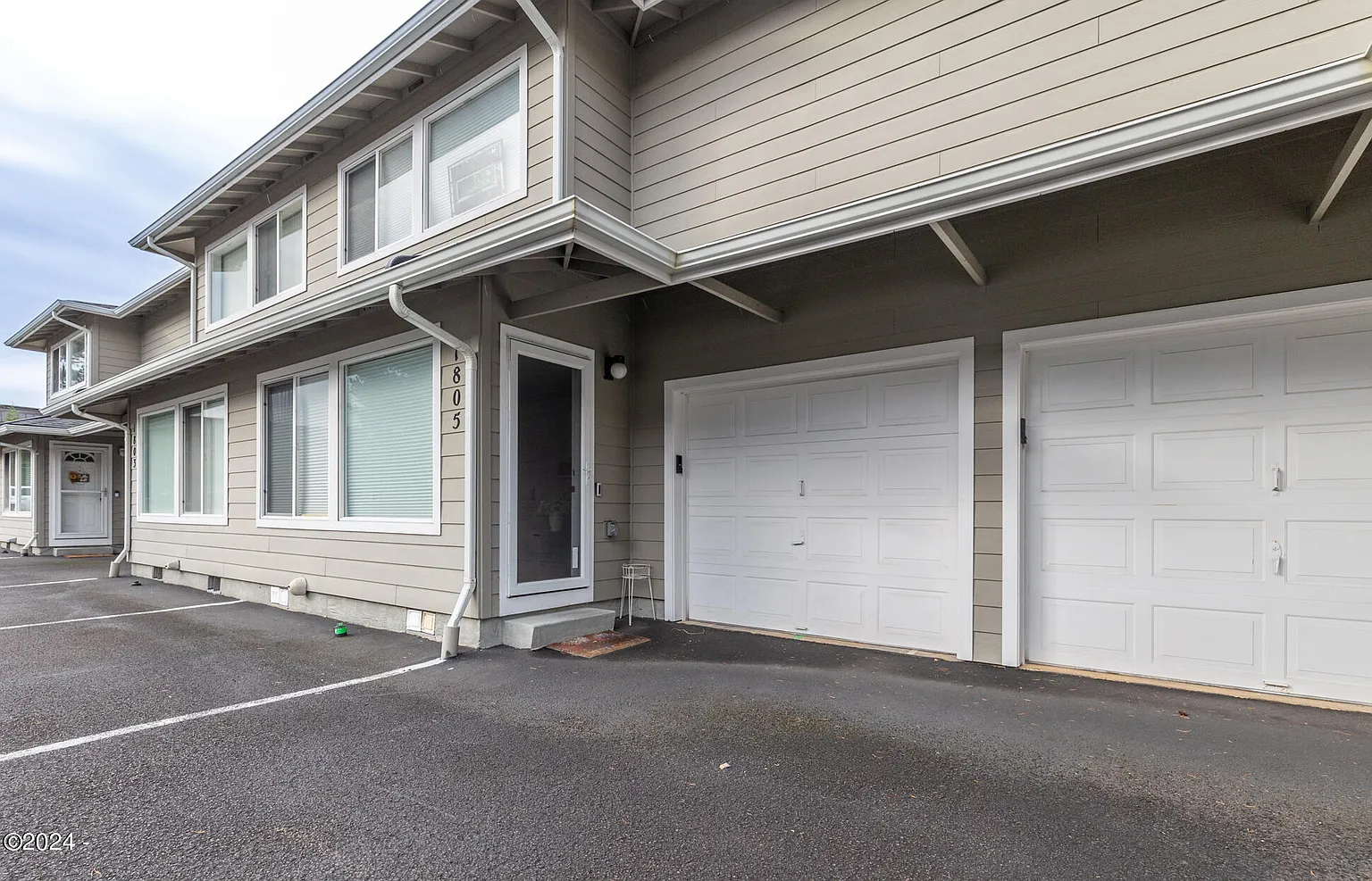 1805 NW 22nd St photo 1