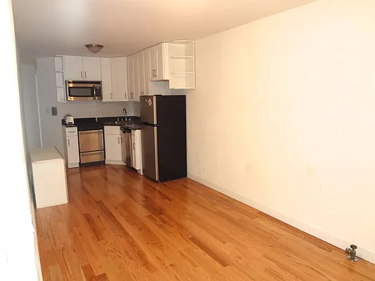 Rented by Steven Apuzzi LLC | media 24