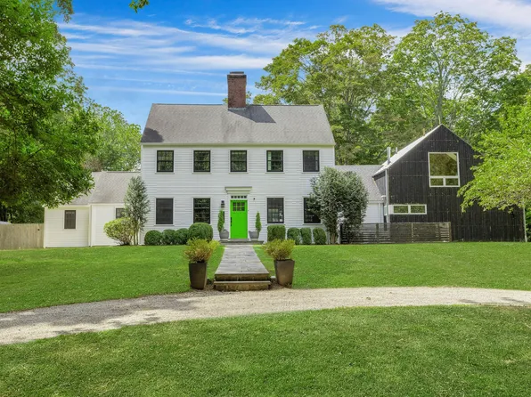 22 Huckleberry Lane, Weston, CT 06883