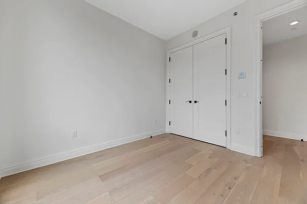 Rented by REAL New York | media 3