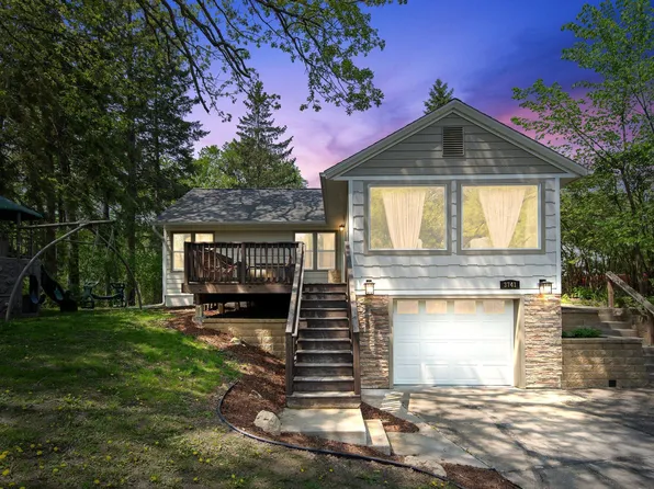 3741 Edgerton St, Vadnais Heights, MN 55127