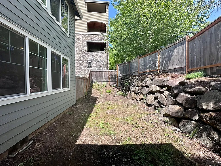 11732 SE Golden Eagle Ln — Photo 34