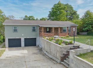 510 Maher Rd, Walton, KY 41094