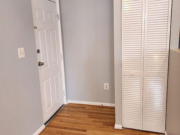3rd image of 244 60th St NE APT 201