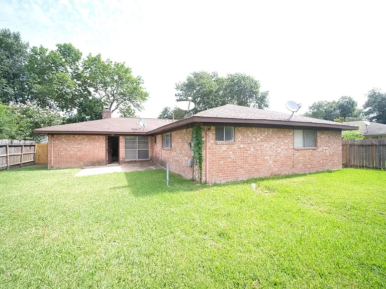 12327 Shannon Hill Cir — Photo 15