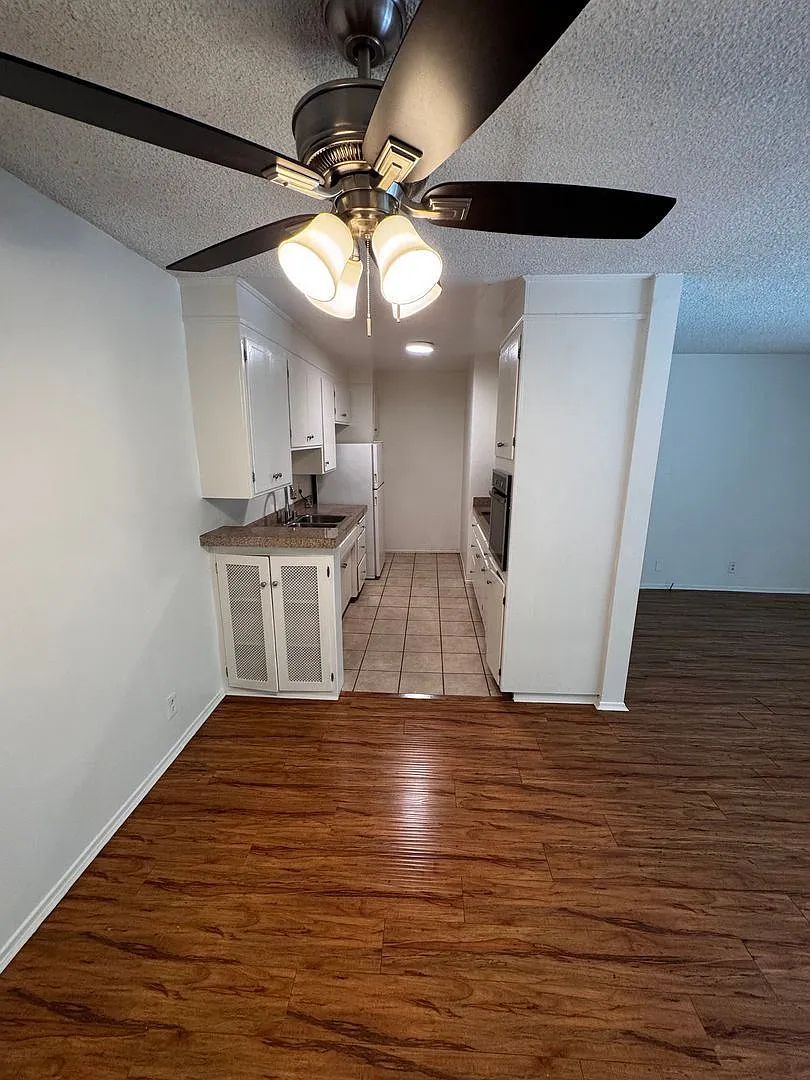 1 bed, 1.0 bath, 700 sqft, $2,250 — Photo 4