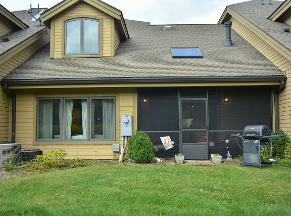 2nd image of 182 Bear Cub Ln