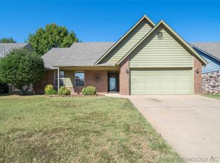 9117 E 96th St, Tulsa, OK 74133